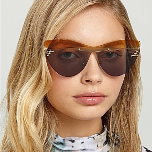 Fendi Karligraphy cat eye sunglasses main image 11